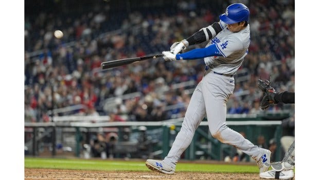 Shohei Ohtani hits 'absurd' 450-foot home run as Dodgers beat Nationals –  Orange County Register