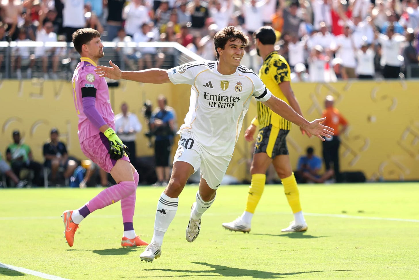 El Real Madrid blinda a Gonzalo García - madridistaReal