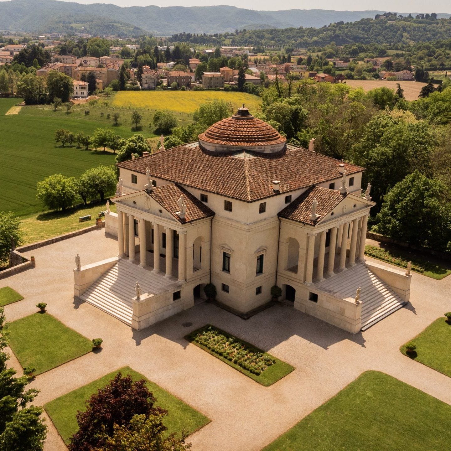 Villa - Villa La Rotonda di Andrea Palladio Villa - Villa La Rotonda di Andrea Palladio