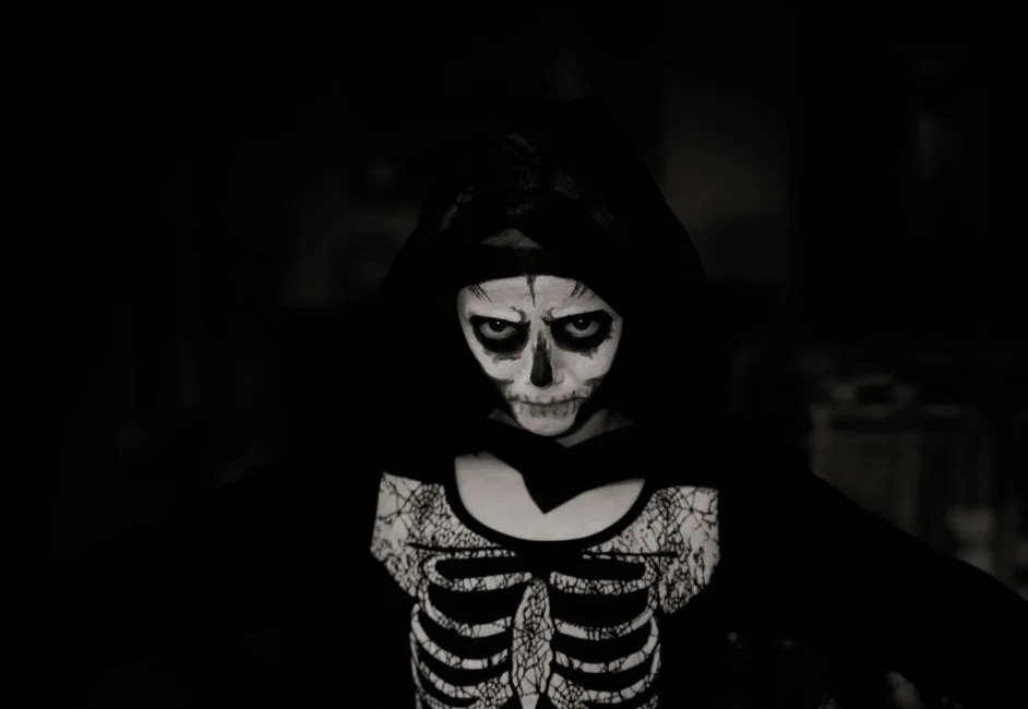 Don’t Poke the Dead