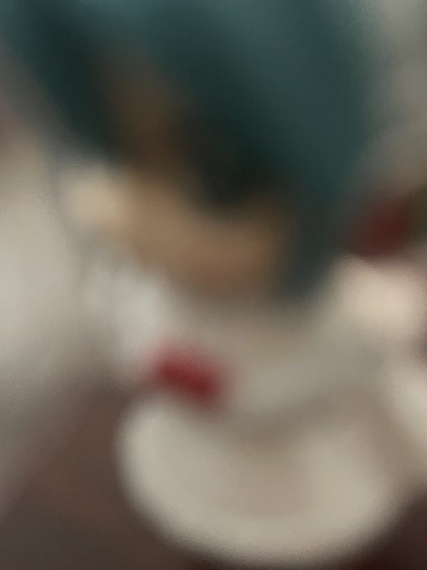 miku i can not see her very clear