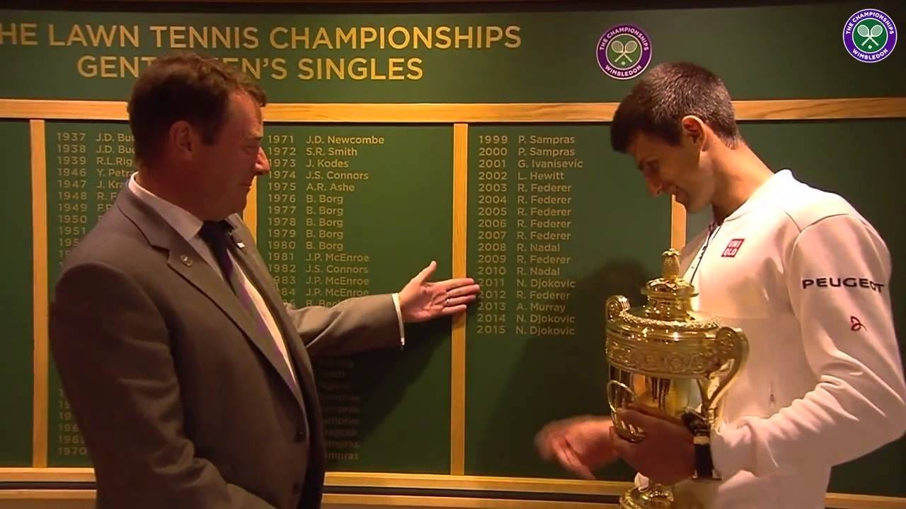 Novak Djokovic eyes up the Wimbledon Roll of Honour - YouTube