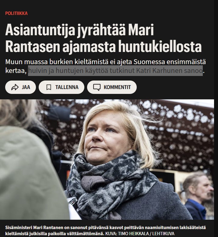 “Logiikka on yksinkertainen: jos perussuomalainen sanoo jotakin, sen vastakohta on automaattisesti ‘hyvä teko’. Jos perussuomalainen ilmoittaa vastustavansa itseään tummempien naisten ja tyttöjen orjuuttamista pakolliseen uskonnolliseen patriarkaattiin, punavihreän lehdistön ja aktivistien mielestä on ‘ihanaa’ ja ‘suvaitsevaa’ nimenomaan pakottaa heidät siihen – käsi kädessä moskeijoiden imaamien ja naisia murhaavien muslimimiesten kanssa. “Logiikka on yksinkertainen: jos perussuomalainen sanoo jotakin, sen vastakohta on automaattisesti ‘hyvä teko’. Jos perussuomalainen ilmoittaa vastustavansa itseään tummempien naisten ja tyttöjen orjuuttamista pakolliseen uskonnolliseen patriarkaattiin, punavihreän lehdistön ja aktivistien mielestä on ‘ihanaa’ ja ‘suvaitsevaa’ nimenomaan pakottaa heidät siihen – käsi kädessä moskeijoiden imaamien ja naisia murhaavien muslimimiesten kanssa.
