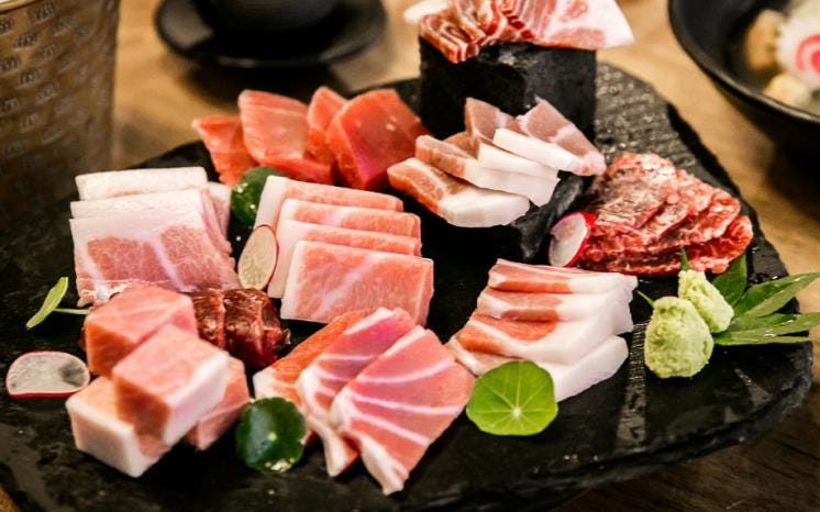 tuna specialty restaurant