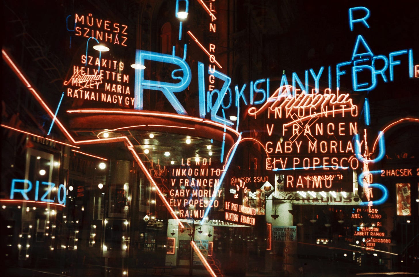 Magyarország, Budapest VI., Nagymező utca 22–24., a Radius Filmszínház esti fényreklámokkal., 1938, Danassy Károly, Budapest, Best of, neonreklám, rontott fotó, kettős expozíció, Fortepan #210295 Magyarország, Budapest VI., Nagymező utca 22–24., a Radius Filmszínház esti fényreklámokkal., 1938, Danassy Károly, Budapest, Best of, neonreklám, rontott fotó, kettős expozíció, Fortepan #210295