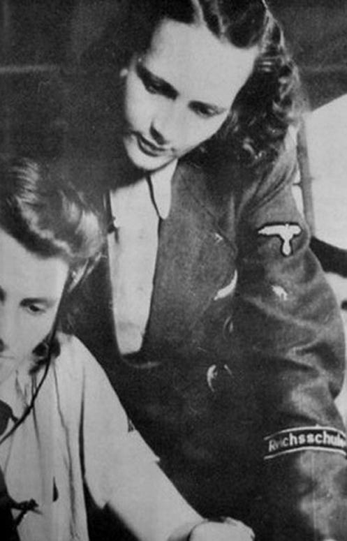 Interview with Sonja Rohle-Taschers, SS telephone operator during the war who served in the SS headquarters units. Hanover, 1990 Interview with Sonja Rohle-Taschers, SS telephone operator during the war who served in the SS headquarters units. Hanover, 1990