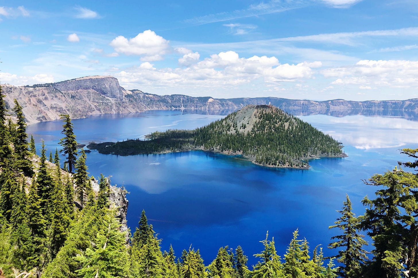 The 36 Most Beautiful Lakes in the World, From Luxurious Vacation Spots in  Italy to Hidden Wonders in Myanmar | Condé Nast Traveler