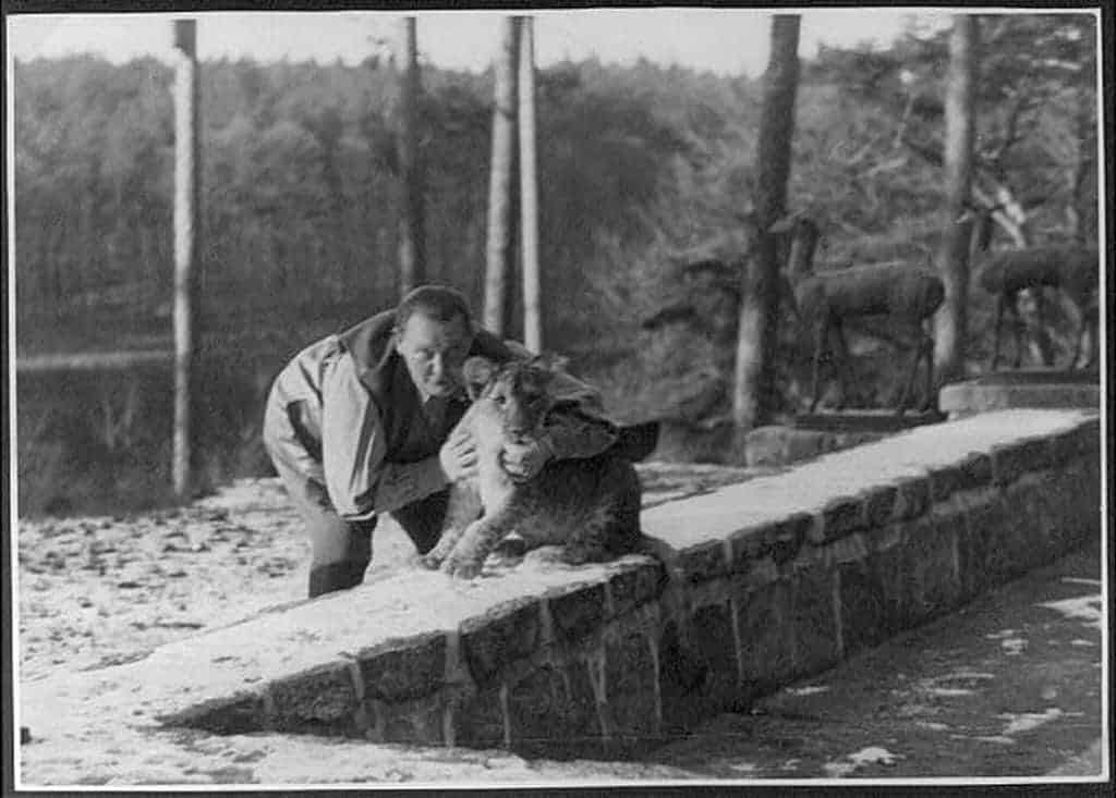 Adolf Hitler Was a Strict Ethical Vegetarian