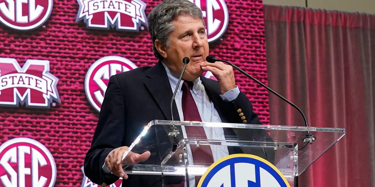 Canzano: Mike Leach takes dog -- and Pac-12 -- for a walk