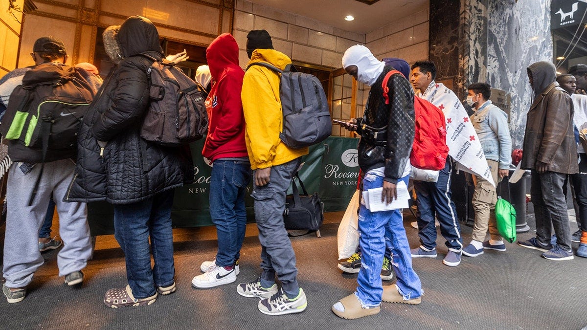 NYC's Roosevelt Hotel migrant shelter is closing | Fox News