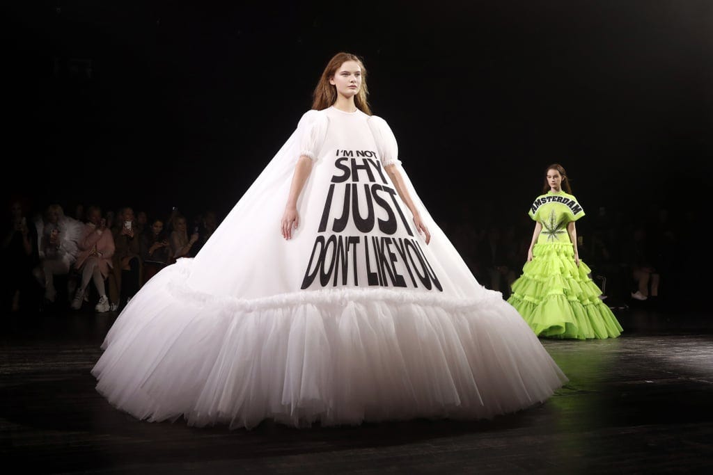 Viktor and Rolf Dresses Paris Fashion Week 2019 | POPSUGAR Fashion