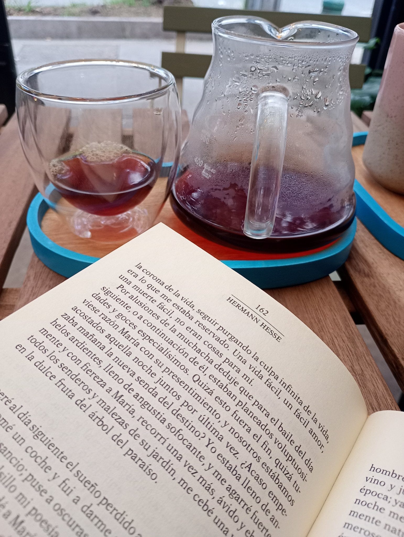 Notas de libros y cafés