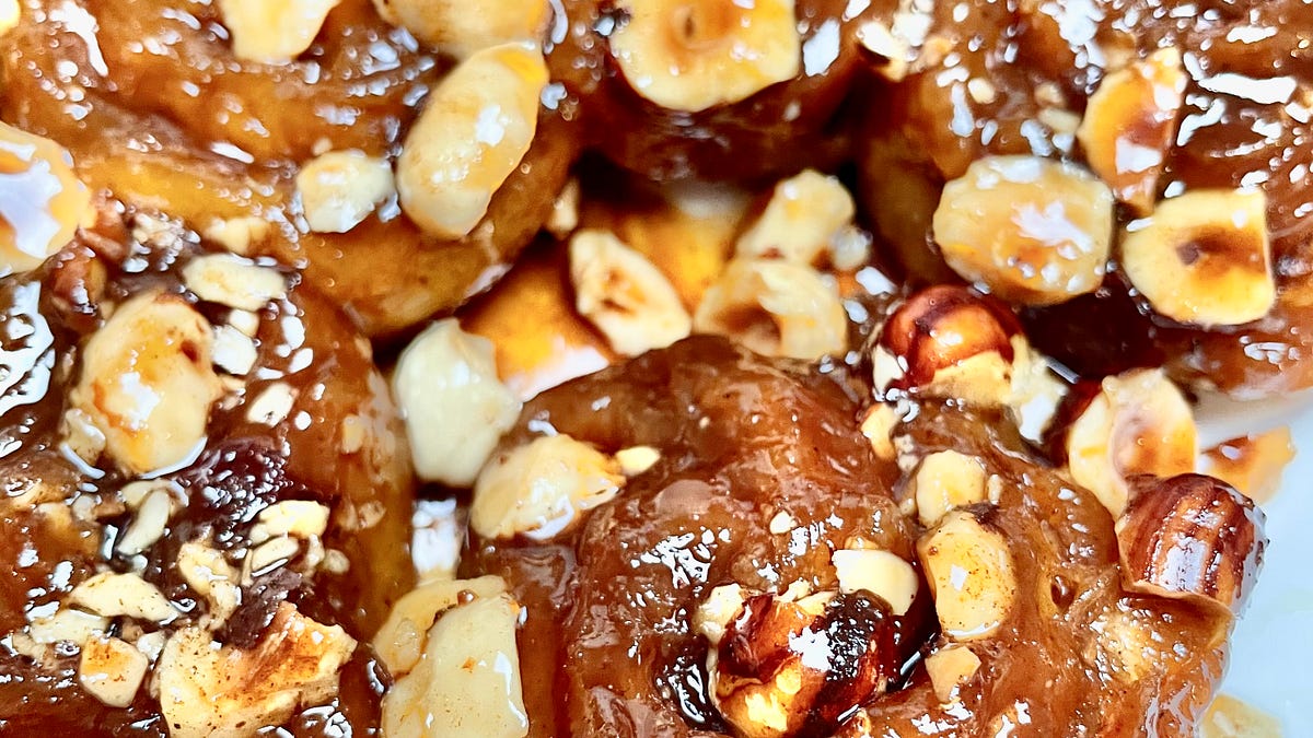 bonus recipe for caramel cinnamon rolls 