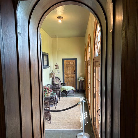 bedroom, furniture