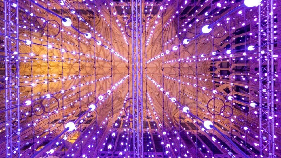 Refugee stories shared in Gloucester Cathedral light show