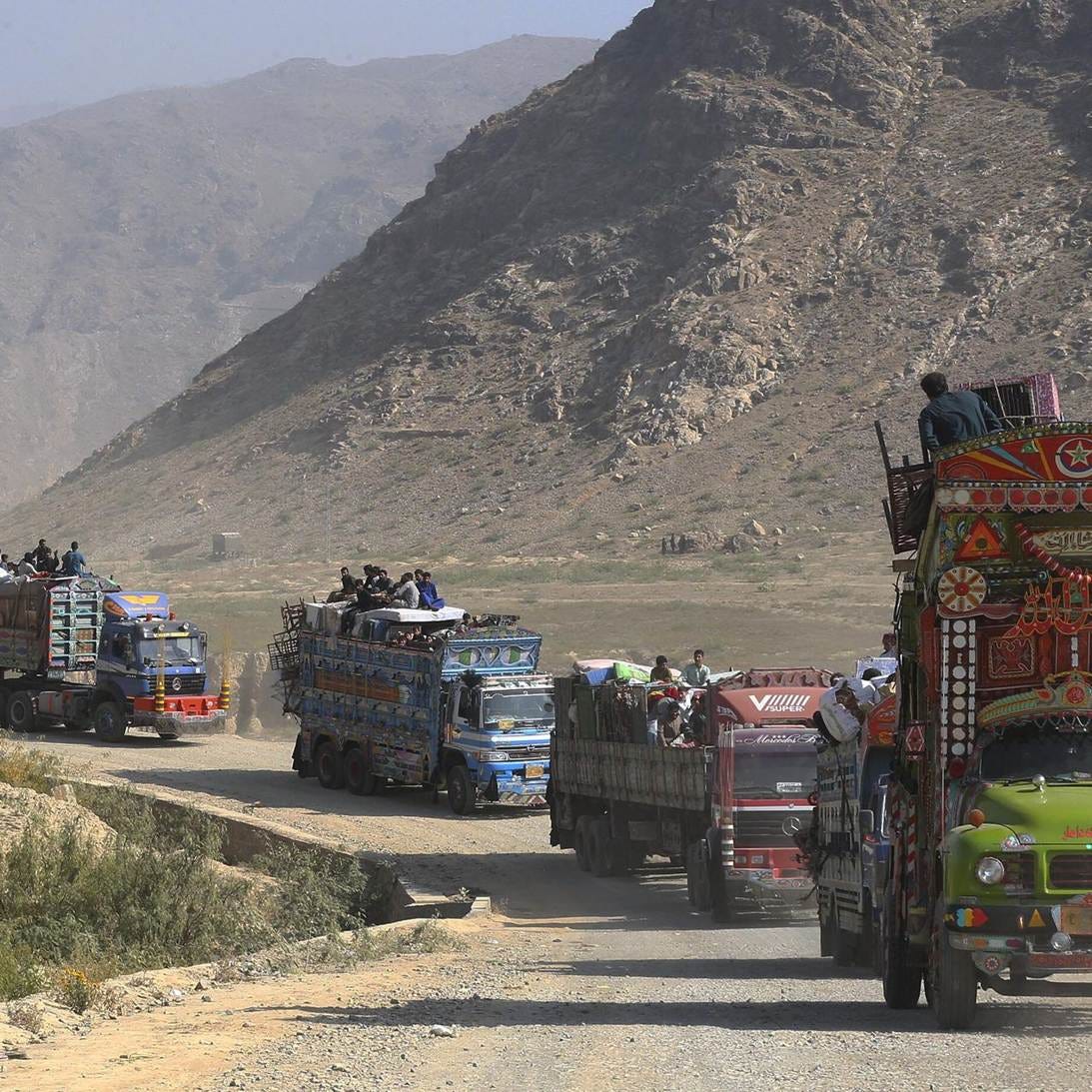 Pakistan Makes Passports Mandatory For Afghan Truckers