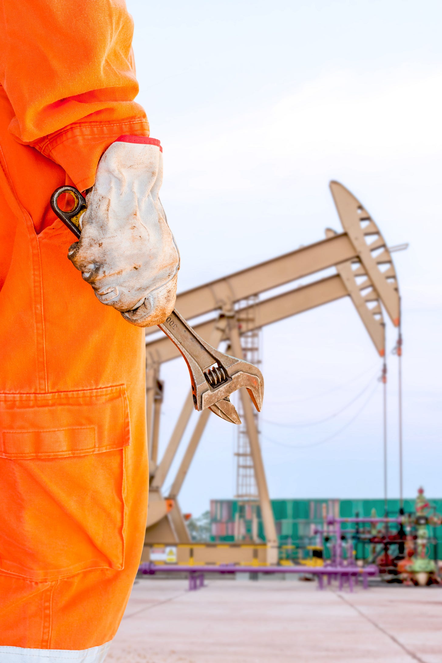 Worker-shutterstock_278557118