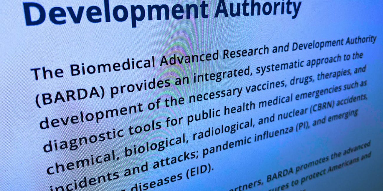 U.S. Gov't Taps Pfizer, Moderna for mRNA Bird Flu Jabs Despite Already-Available Safe, Effective Treatments