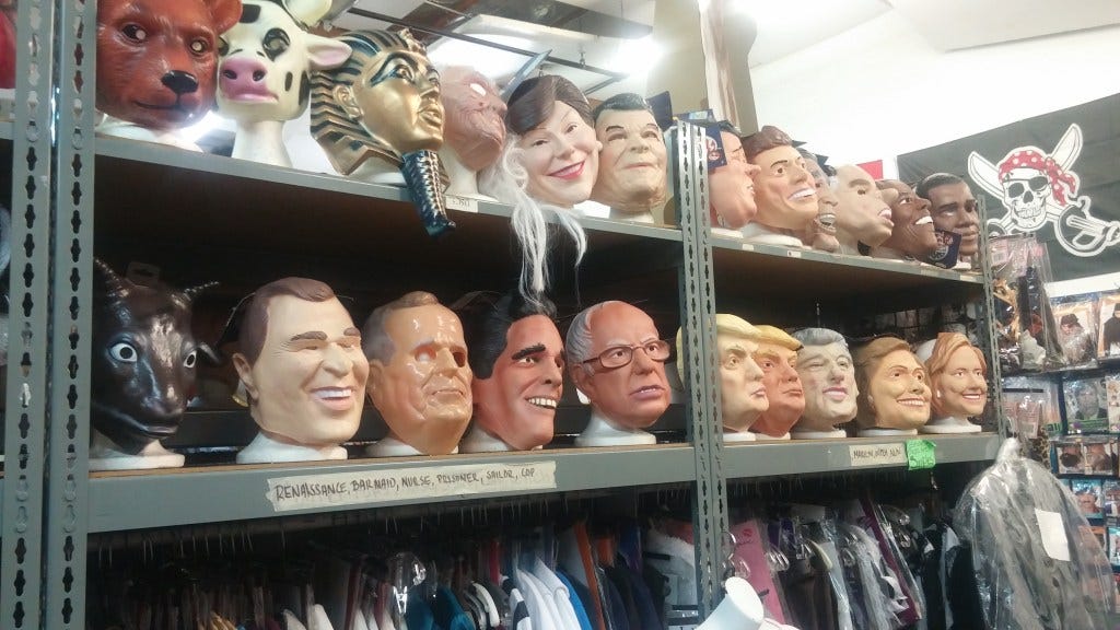 Rental Costumes – Arizona Fun Services