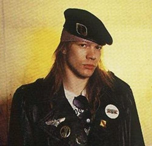 daily W. Axl Rose on X: "Theme, hats🖤 #AxlRose #GunsNRoses  https://t.co/1qUdYMAXl8" / X