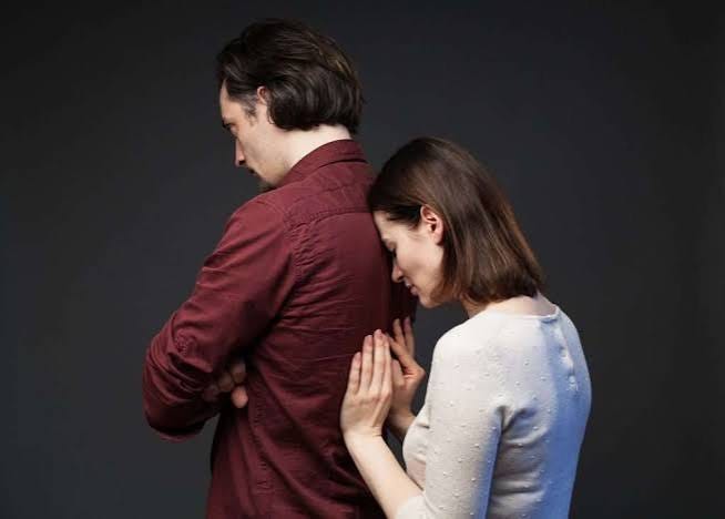 Avoidant Attachment Style and the Masculine and Feminine: According to Ecstatic Intimacy - Ecstatic Intimacy