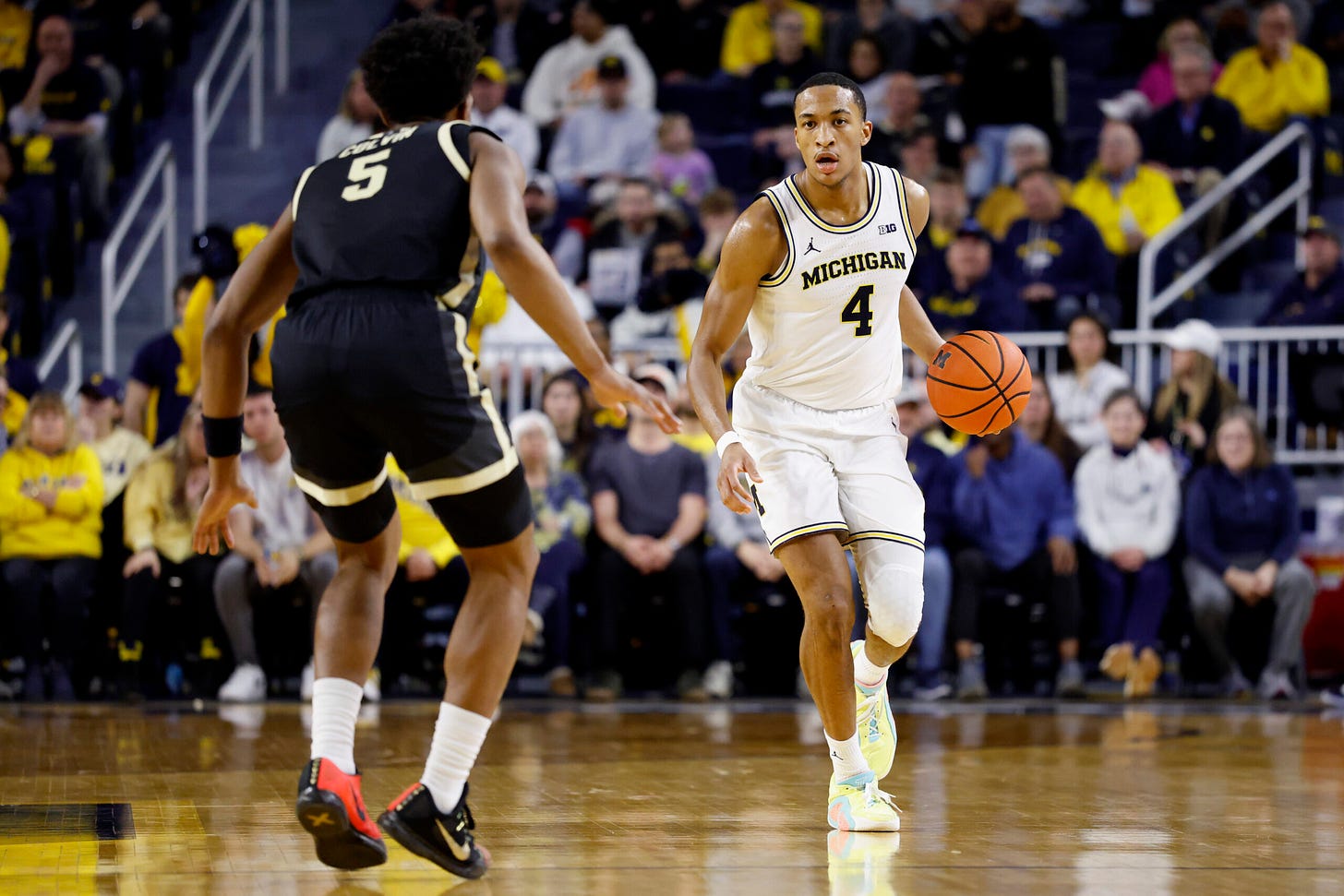Michigan guard Nimari Burnett 'leads by example' - Blue By Ninety