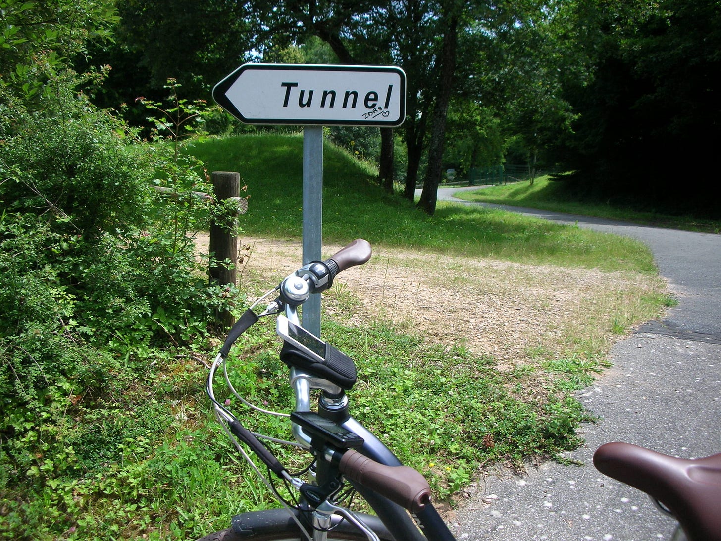 La Grande Boucle in Southern Burgundy.