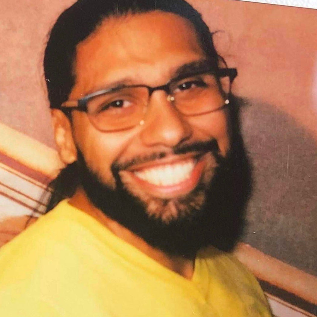 The Imprisoned Perspective