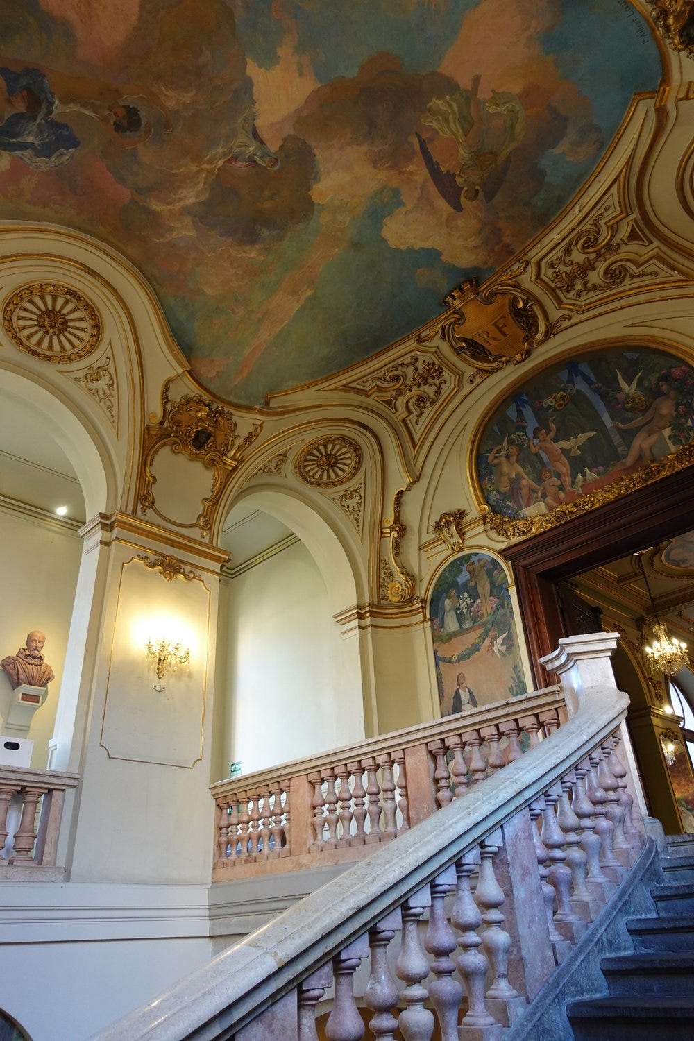 Ceiling Painting at Place Capitol, Toulouse, France Ceiling Painting at Place Capitol, Toulouse, France