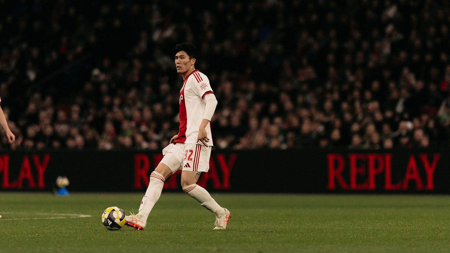 Ajax Insights: first starting spot for Tomiyasu a success story
