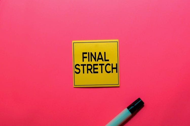 Final Stretch write on sticky notes isolated on Pink background.