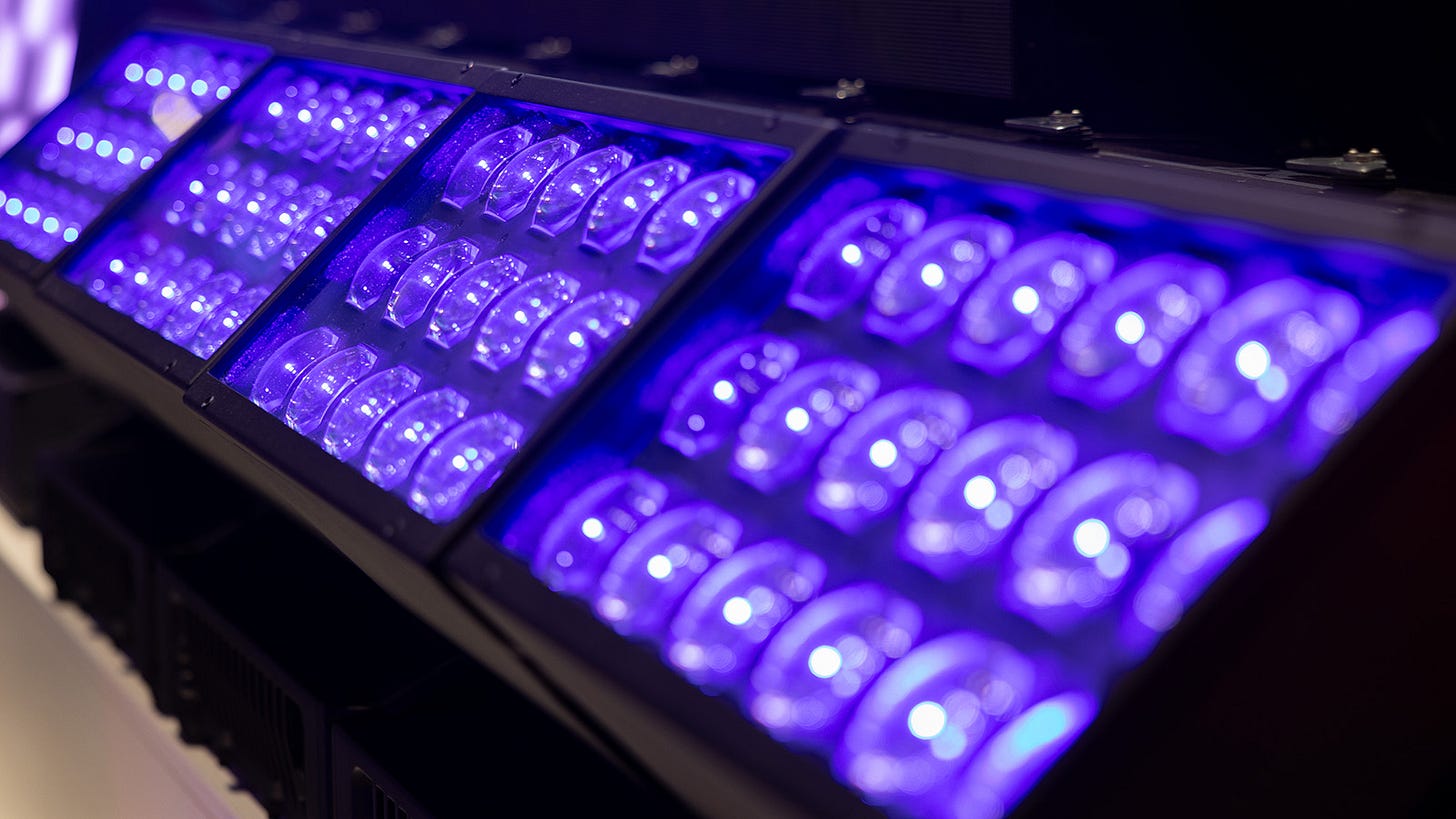 Washlight or giant LED bar? The GLP Creos is much more than just an LED  wash - GLP.DE