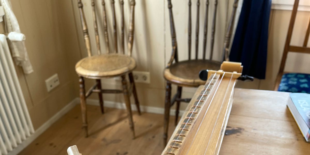 Icelandic Music: the Langspil - by Notes from Iceland