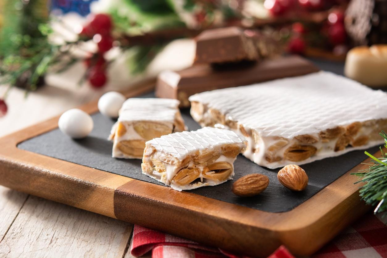 Cómo hacer turrón de Alicante o duro - Receta FÁCIL Cómo hacer turrón de Alicante o duro - Receta FÁCIL