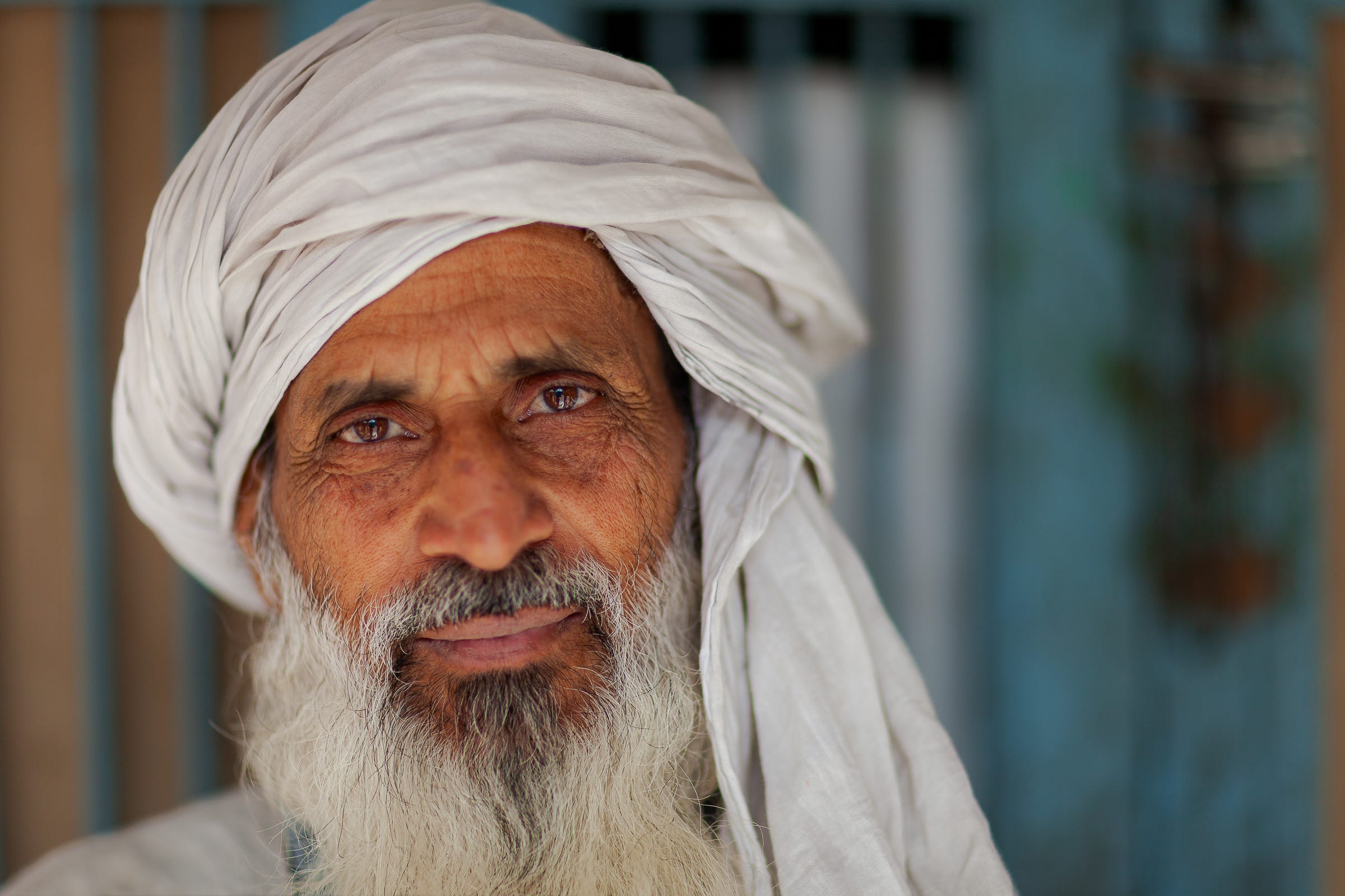 Fatehpur Masjid, Delhi, India. 1/1600, f/1.2 ISO 100, 85mm