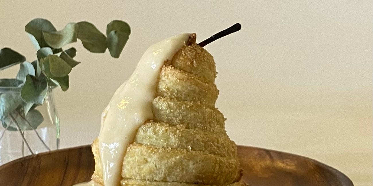 Peras Assadas com Crème Anglaise de Canjica 