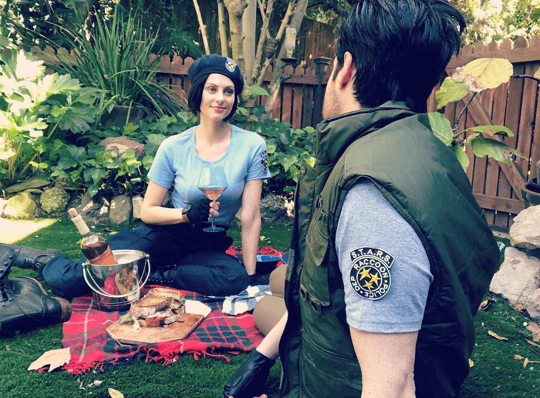 Julia Voth (The actual model for Jill on various games like RE Remake and  RE 5) cosplaying Jill and her husband cosplaying Chris. : r/residentevil