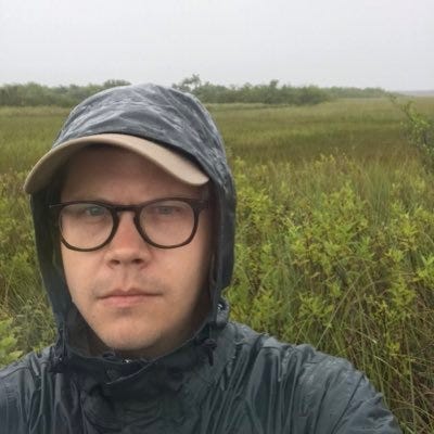 Substack profile picture for @davis