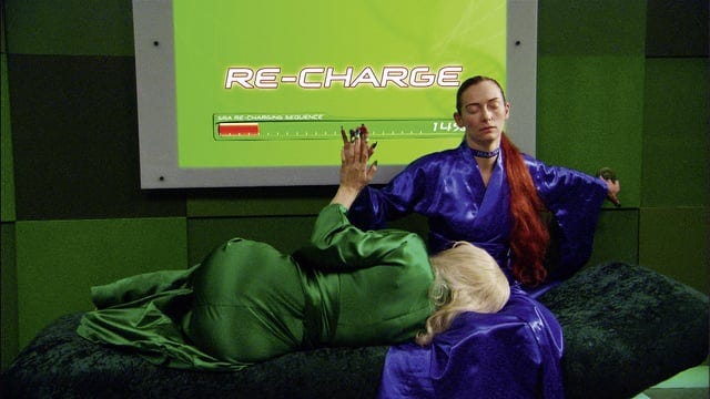 Tilda Swinton in Teknolust (2002) : r/Y2K