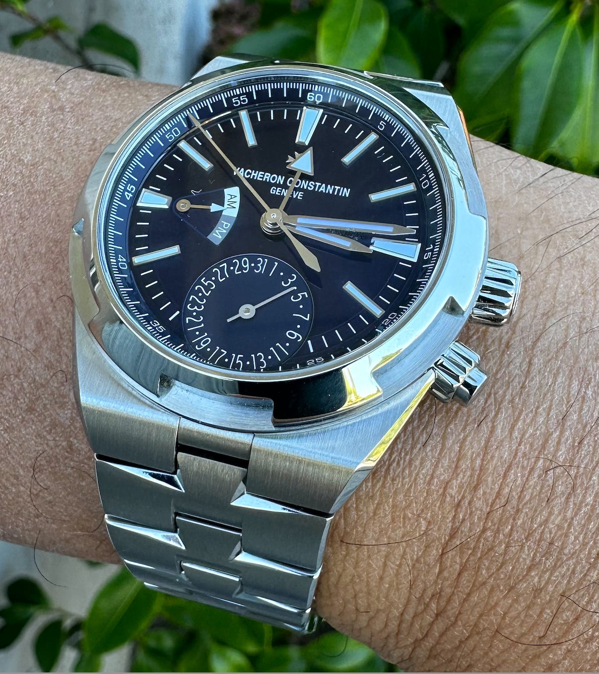 Review: Vacheron Constantin Overseas Dual Time 41mm Stainless Steel ...