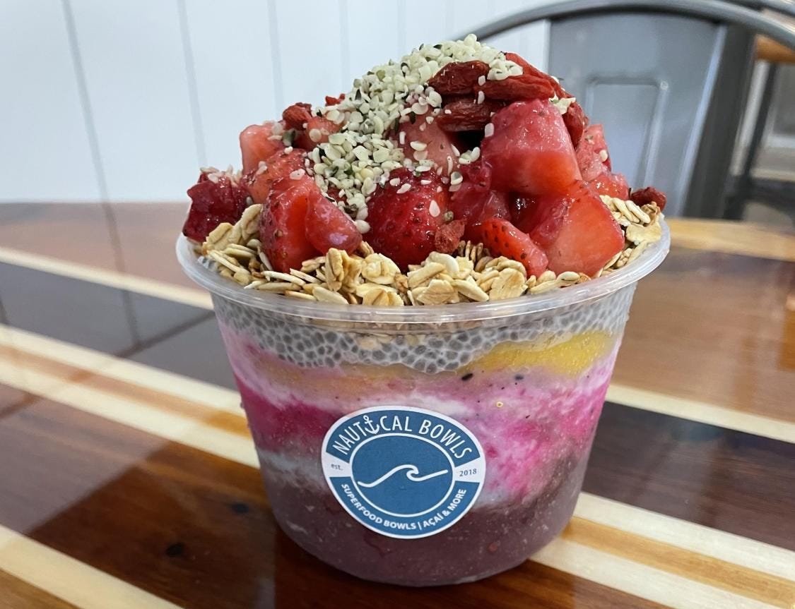 Review: Nautical Bowls spot uses a health trend to masquerade tasty dessert  – The Minnesota Daily