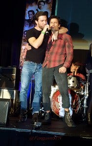 dallas_con_2015_phone_910_WM dallas_con_2015_phone_910_WM