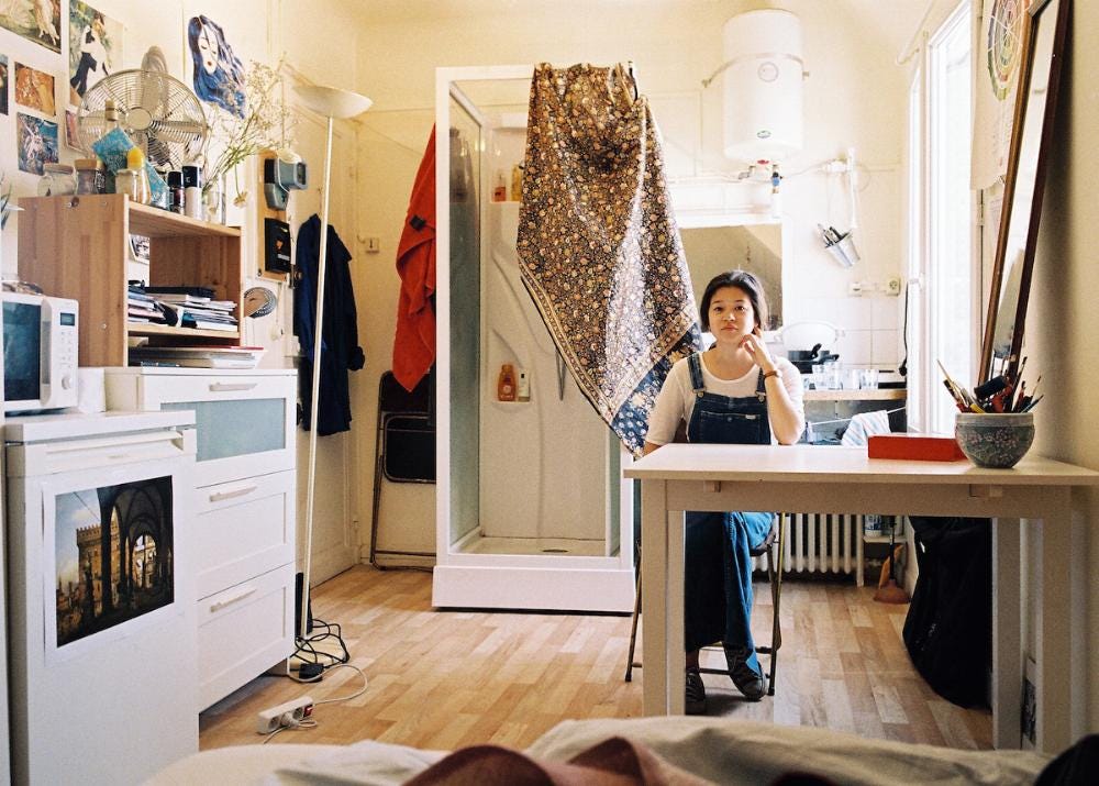 Vivre dans une chambre de bonne à Paris | La déco de Félicie, le blog déco  de Félicie le Dragon