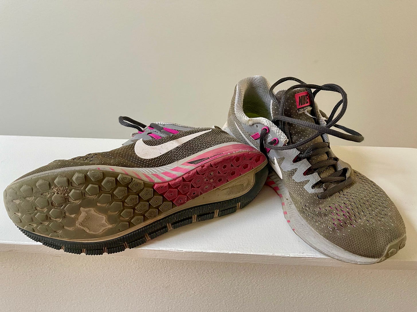 courtney kocak used nike sneakers