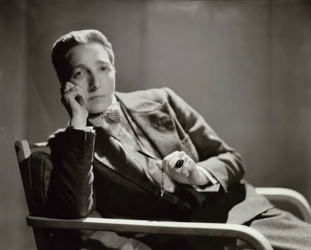 The Well of Loneliness on trial: the government vs Radclyffe Hall