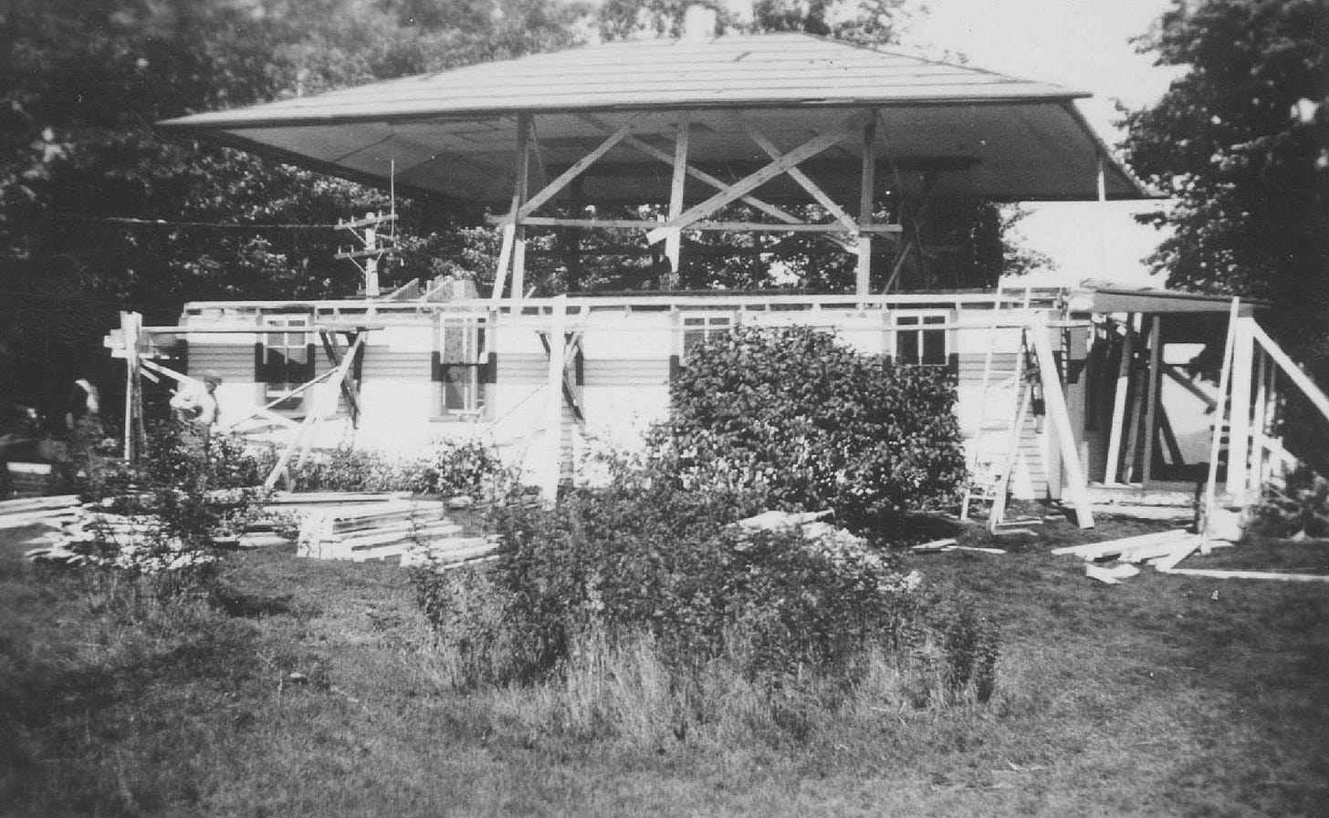Raising the roof on the Wapack Lodge