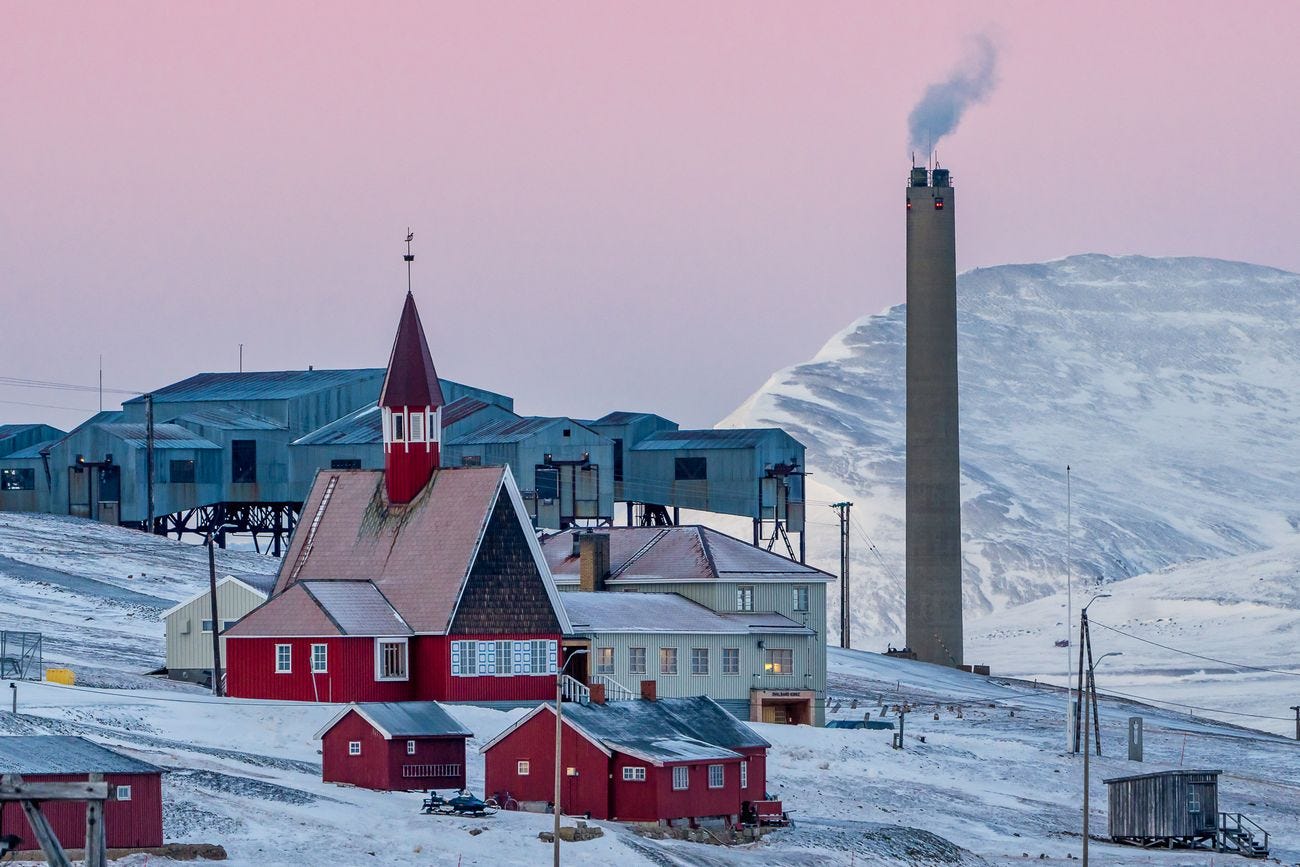 Longyearbyen - General Information | Svalbard Adventures Longyearbyen - General Information | Svalbard Adventures