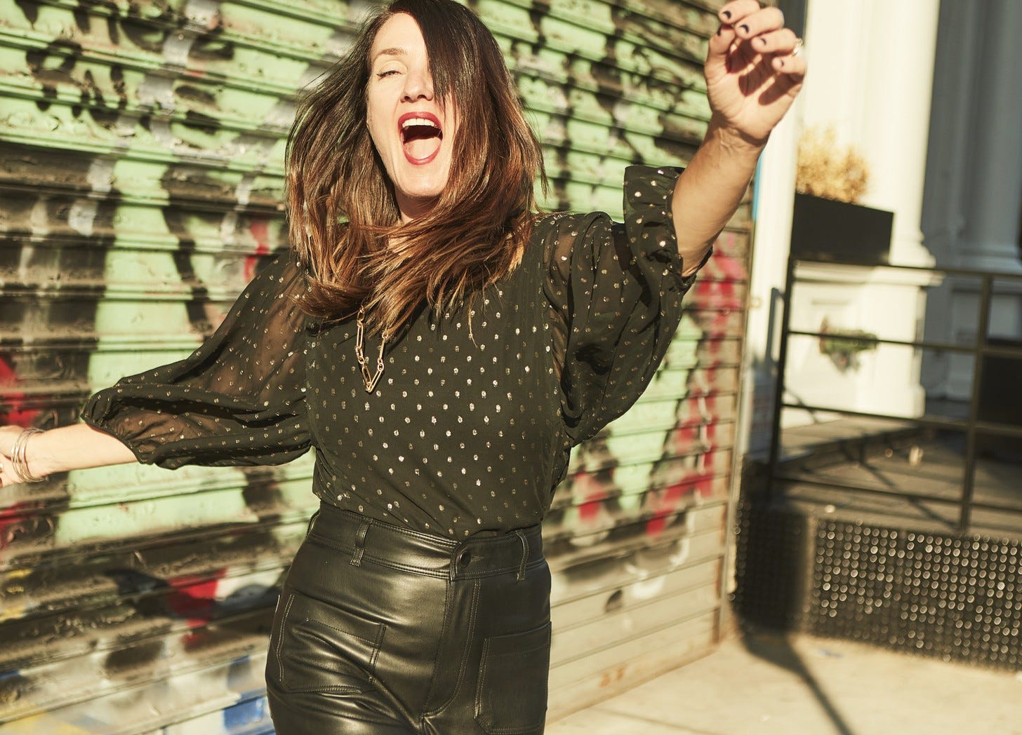 Former Vogue editor on menopause and bone-density loss in midlife Former Vogue editor on menopause and bone-density loss in midlife