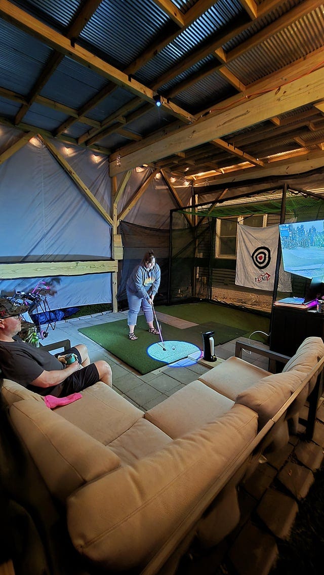 r/Golfsimulator - Some photos from our night golf tonight in my home made backyard golf sim.