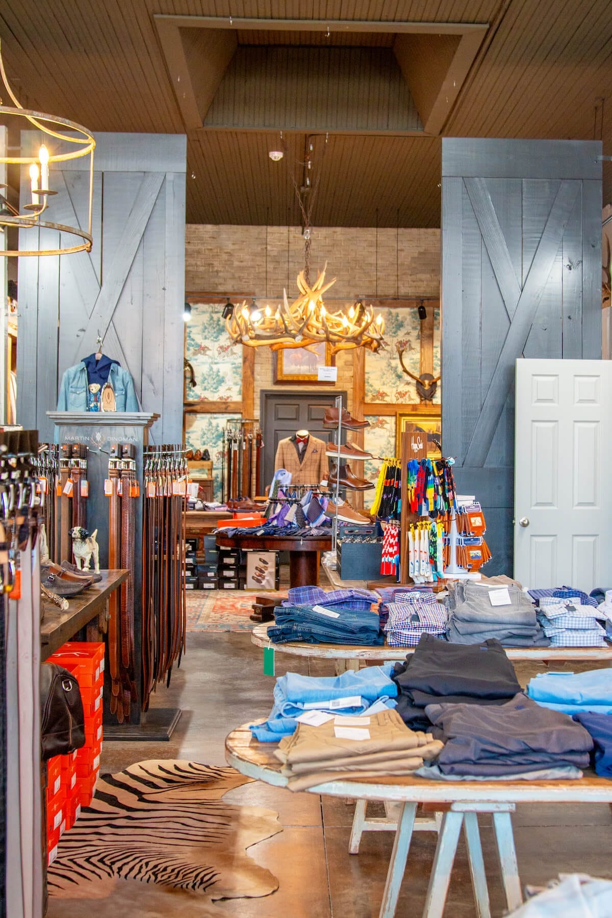 The Martin Dingman Lodge at Bell & Sward offers sophisticated Southern  style - At Home in Arkansas